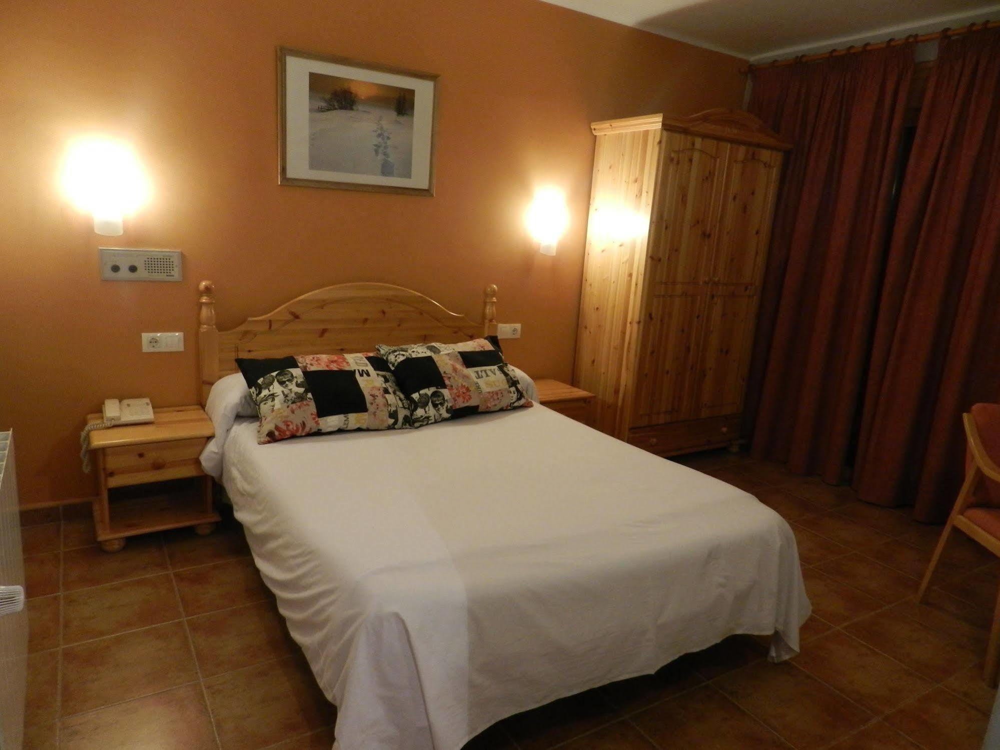 Hotel Supermolina Ла-Молина Экстерьер фото